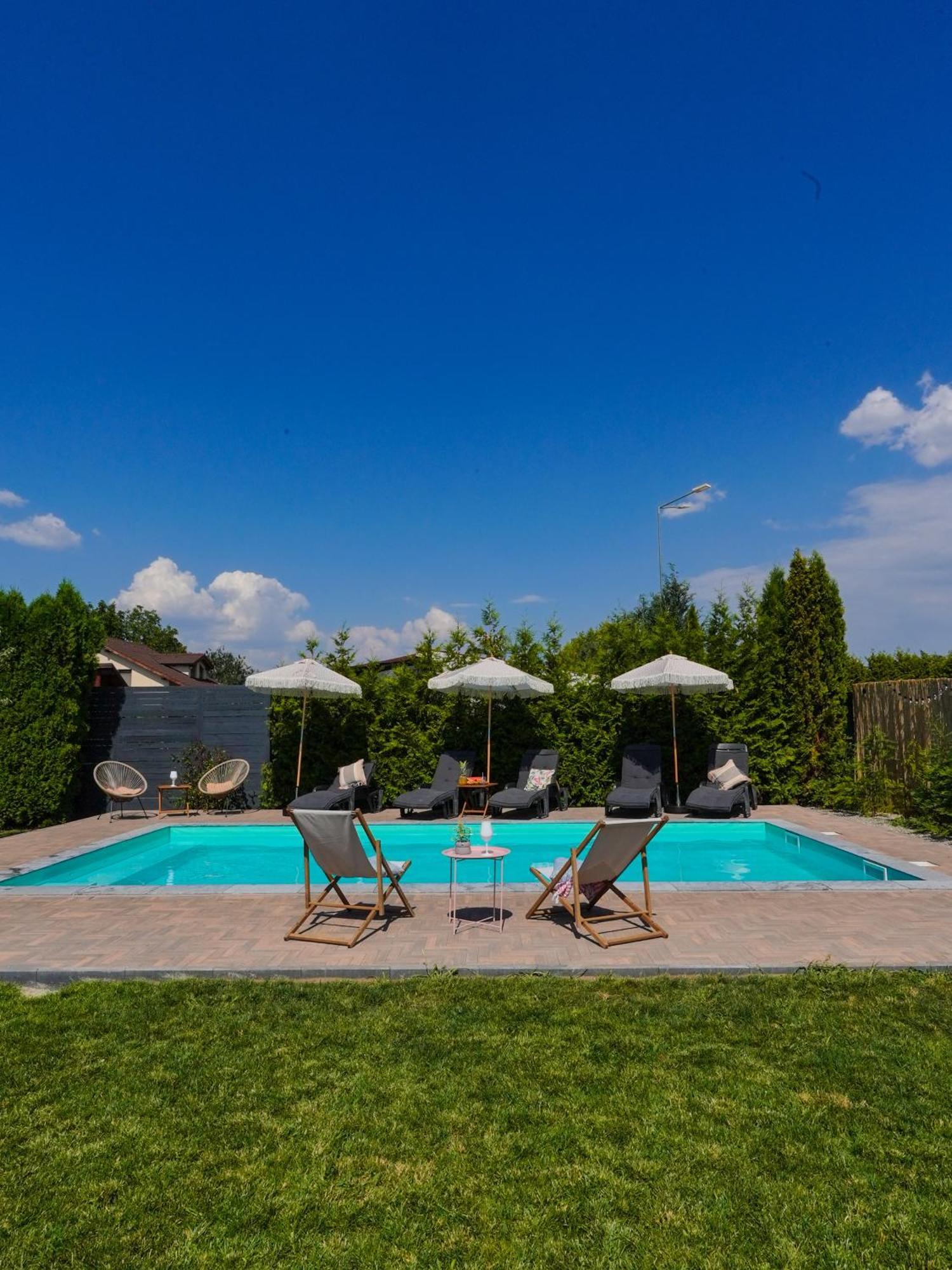 Orchard Villa Brasov Bagian luar foto