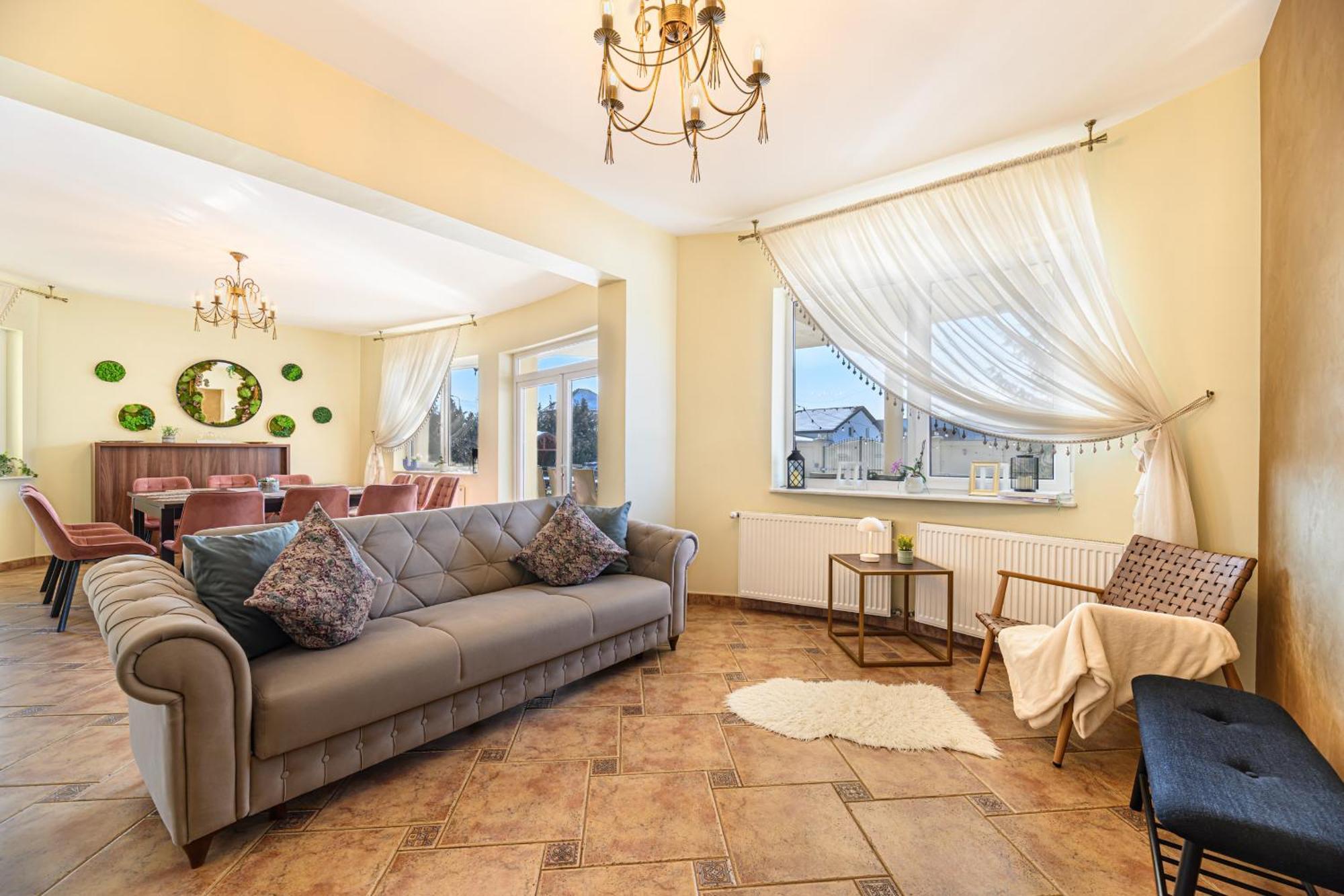 Orchard Villa Brasov Bagian luar foto